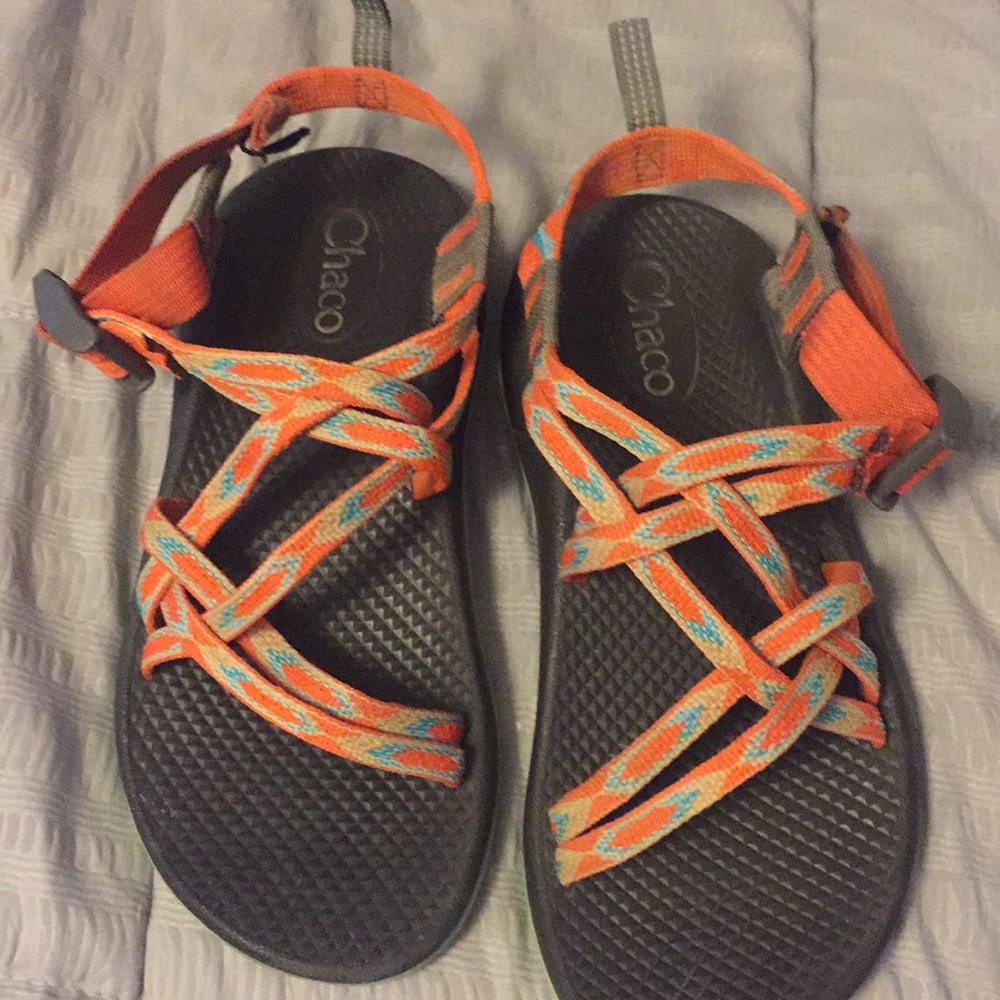 Choral Chacos